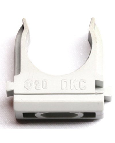 Держатель с защелкой, д.50 мм DKC 51050 в Волжском Держатели, клипсы, скобы Pintop.ru