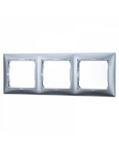 Рамка 3п Valena Legrand 770153 в Волжском Аксессуары для кабель-канала Pintop.ru